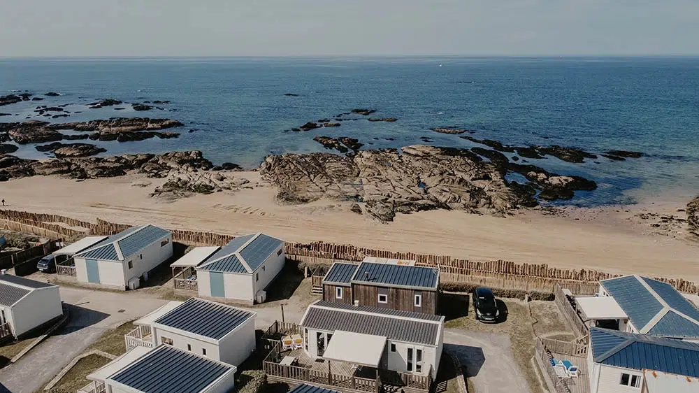 camping-la-falaise-les-pieds-dans-le-sable-en-loire-atlantique